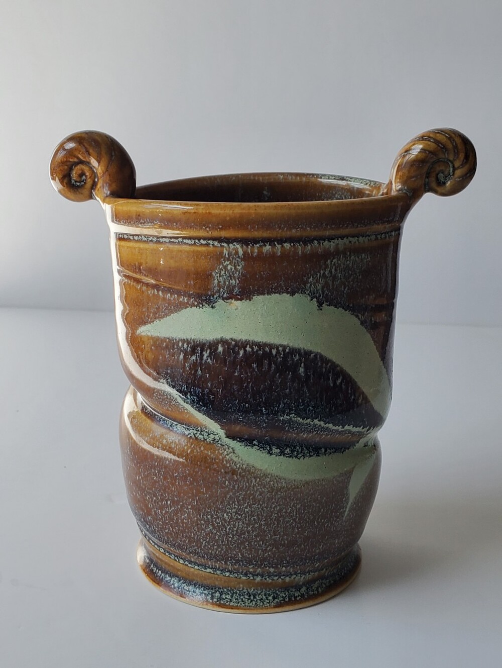 Jean Hungar Signed Vintage Studio Pottery Earth Tone Drip Glaze Ram Horn Vase